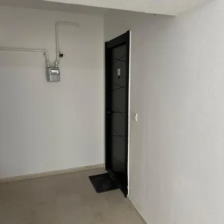 Pure Studio 2 Apartment Craiova